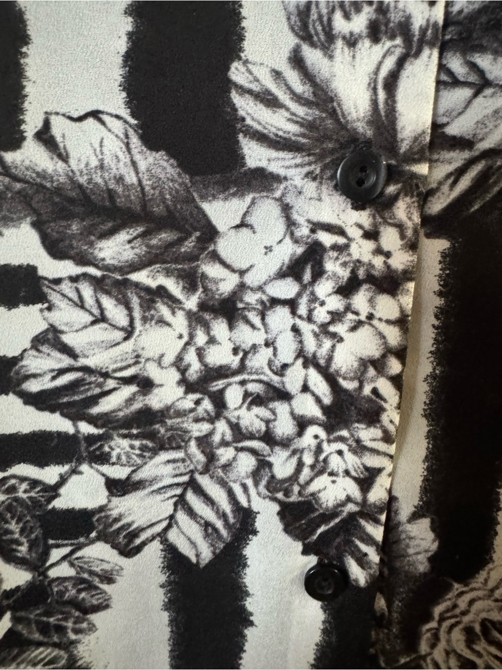 H&M Floral Stripe Mixed Print Button Down Blouse Black & White Size S EUC - Picture 5 of 12